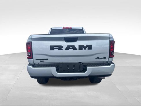 Used 2026 RAM 2500 Big Horn AWD/4WD image 4