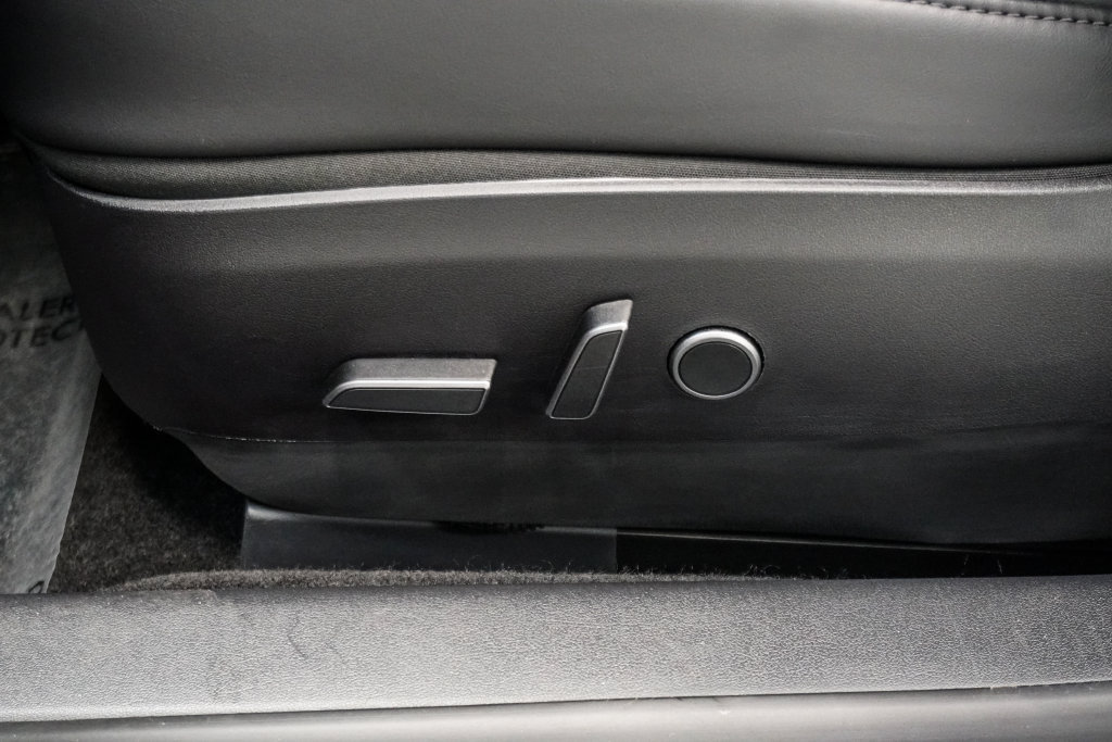 Used 2022 Tesla Model 3 Standard Range RWD image 7