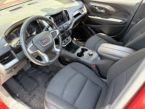 Used 2022 GMC Terrain SLE w/ Driver Convenience Package AWD/4WD image 18