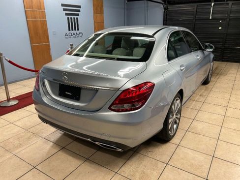 Used 2015 Mercedes-Benz C 300 Sport image 4