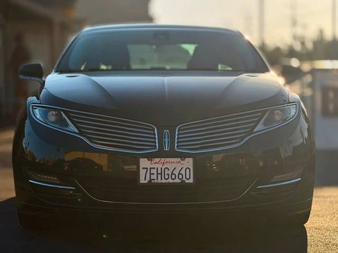 Used 2014 Lincoln MKZ Hybrid w/ Equipment Group 202A Reserve FWD image 3