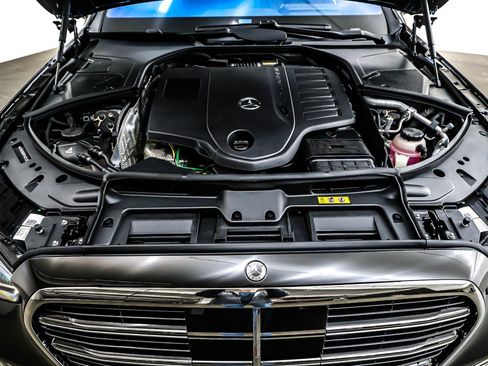 New 2026 Mercedes-Benz S 500 4MATIC image 11