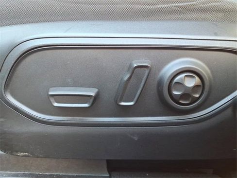 Certified 2023 Jeep Grand Cherokee L Laredo image 26