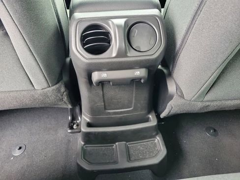 New 2024 Jeep Wrangler Unlimited image 11