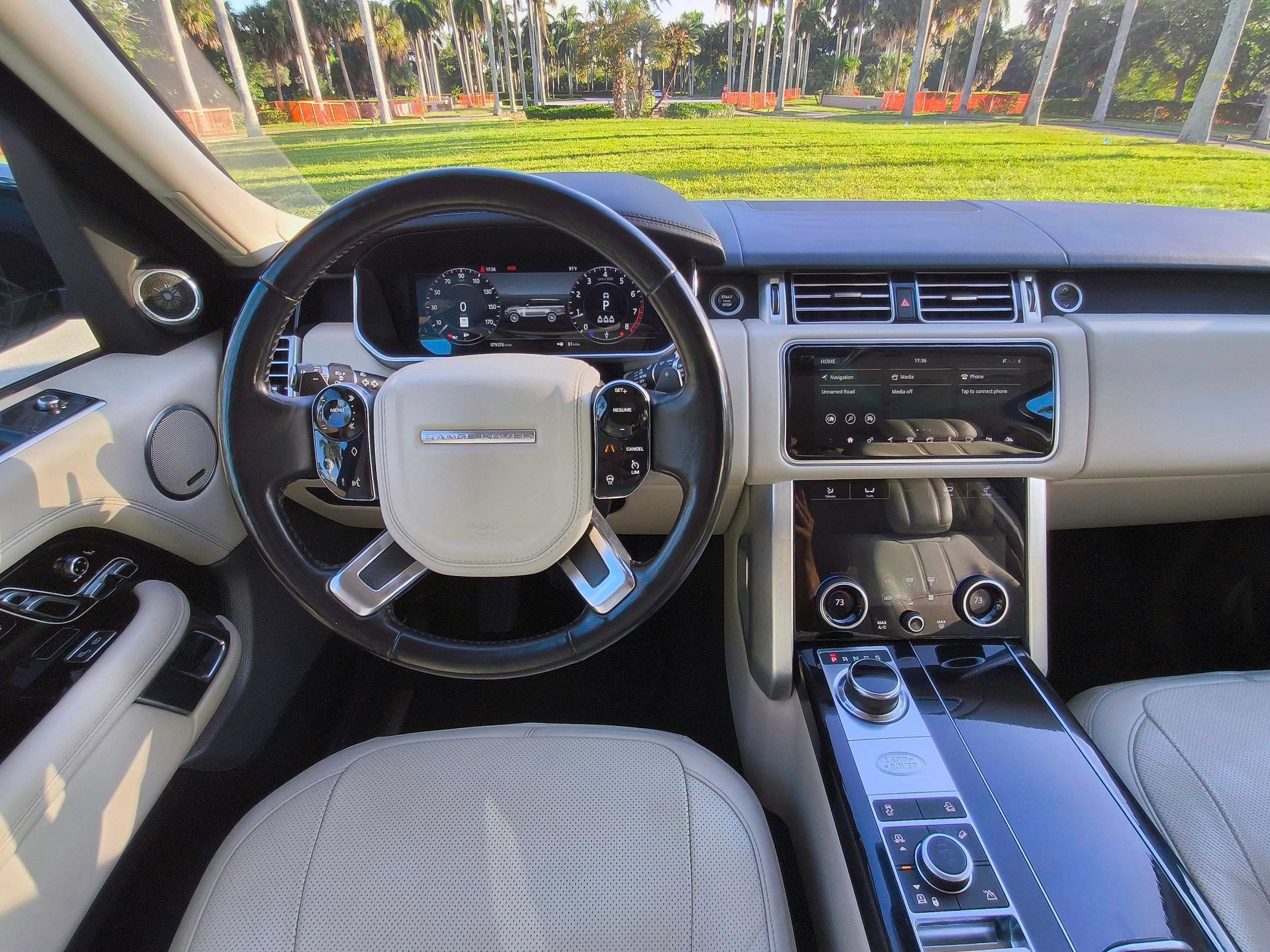 Used 2019 Land Rover Range Rover Supercharged AWD/4WD image 6