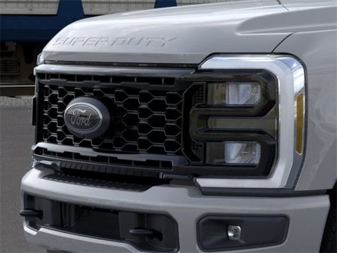 New 2026 Ford F250 Lariat image 17
