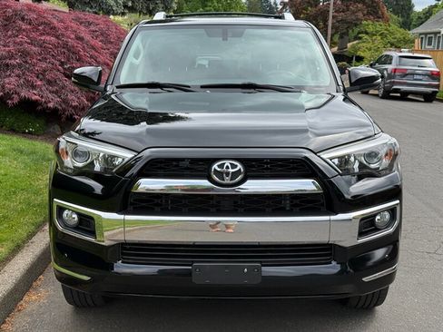 Used 2018 Toyota 4Runner Limited AWD/4WD image 4
