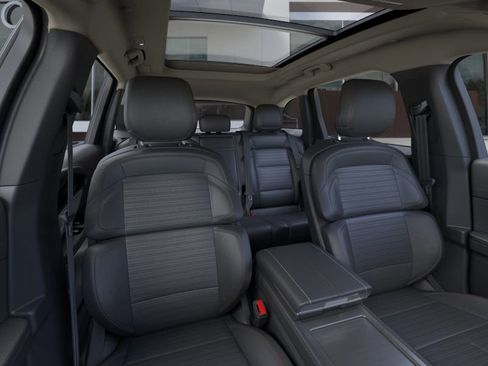 New 2026 Lincoln Nautilus Reserve image 10