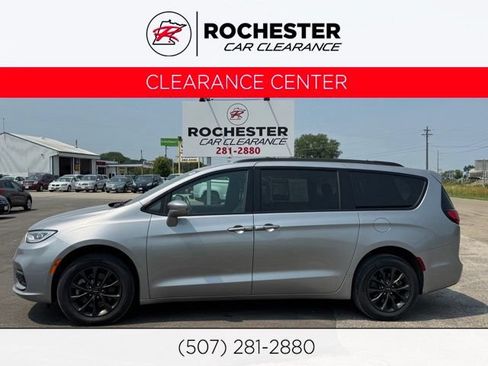Used 2021 Chrysler Pacifica Touring-L w/ S Appearance Package AWD/4WD image 1