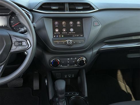 Used 2023 Chevrolet TrailBlazer LT image 17