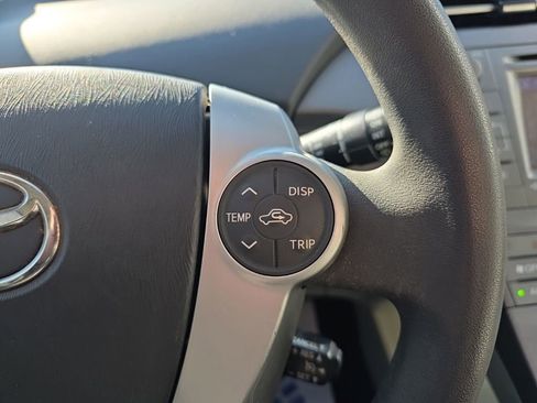Used 2013 Toyota Prius Three image 22