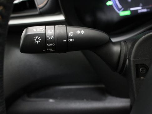 Certified 2025 Toyota Sienna XLE Woodland Edition AWD/4WD image 26