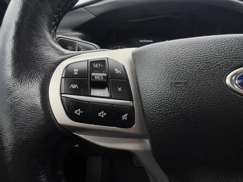 Used 2023 Ford Explorer XLT w/ Equipment Group 202A image 46