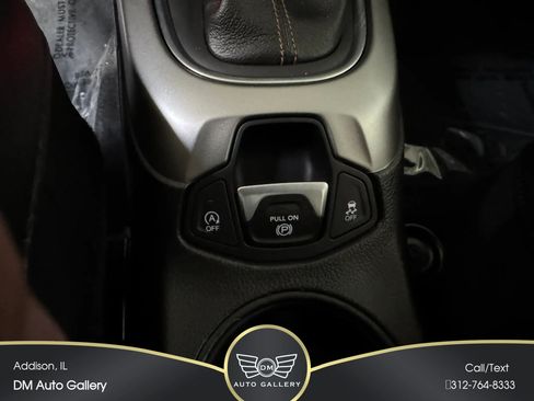 Used 2019 Jeep Compass Latitude w/ Cold Weather Group AWD/4WD image 23