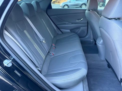 Used 2021 Hyundai Elantra SEL w/ Convenience Package image 20