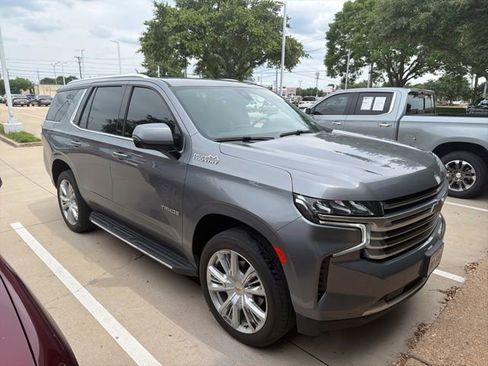 Used 2022 Chevrolet Tahoe High Country RWD image 2