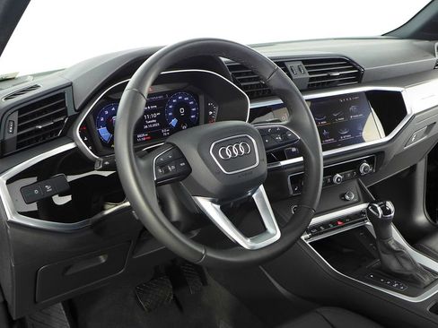 Used 2025 Audi Q3 2.0T Premium Plus w/ Premium Plus Package image 31