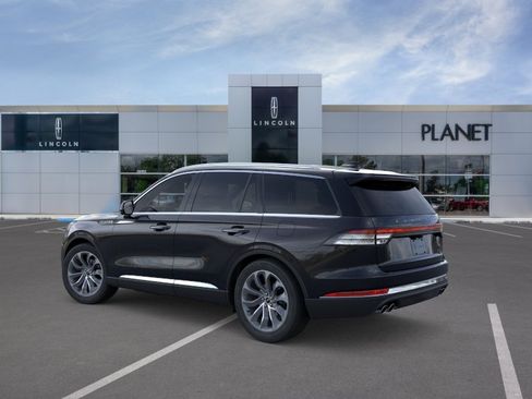 New 2026 Lincoln Aviator Reserve w/ Luxury Package RWD image 4