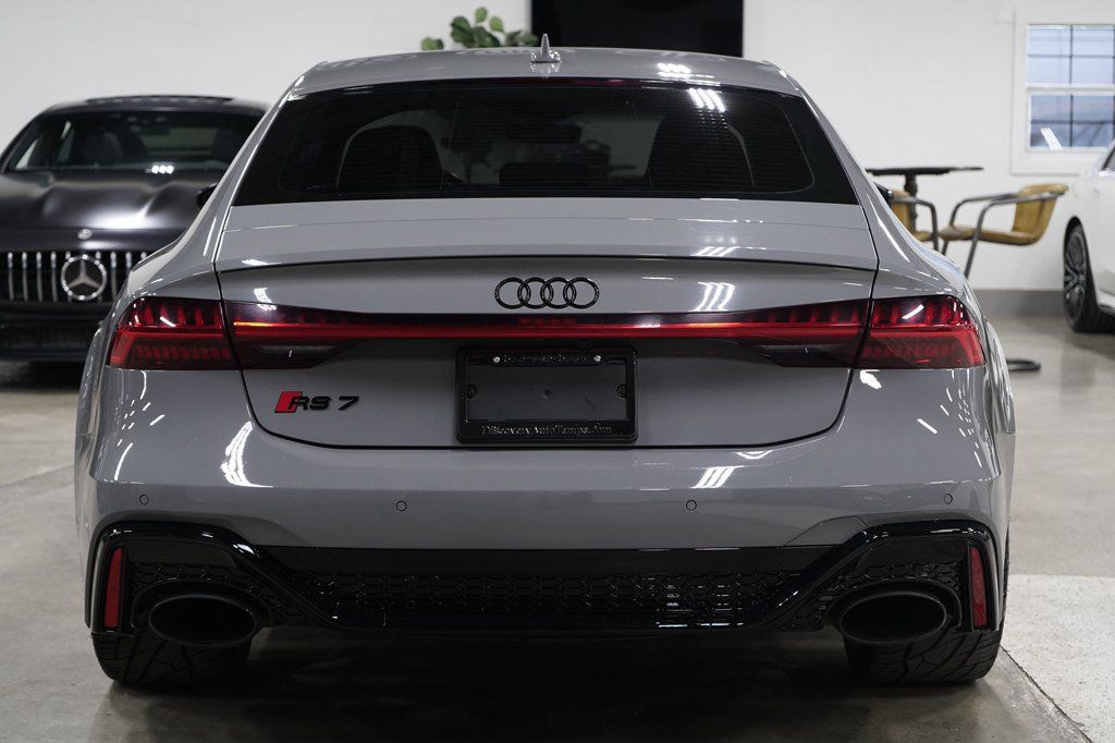Used 2021 Audi RS 7 Sportback w/ Black Optic Package AWD/4WD image 4