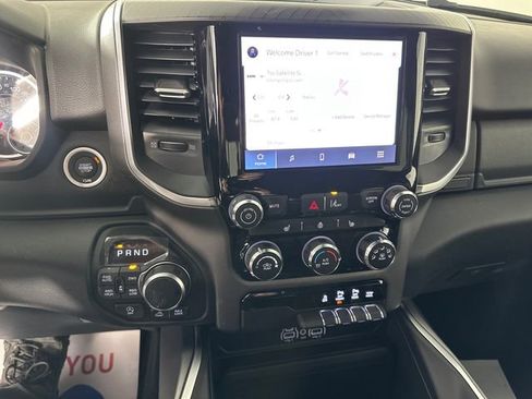 New 2026 RAM 1500 4x4 Crew Cab image 28