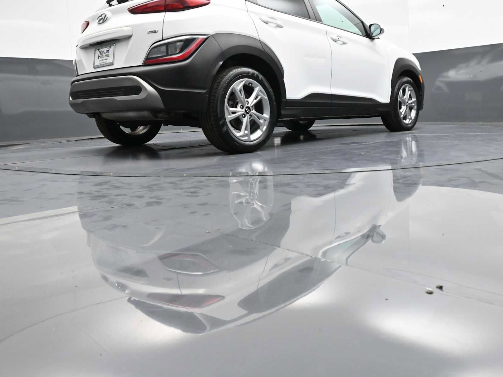 Certified 2023 Hyundai Kona SEL AWD/4WD image 27