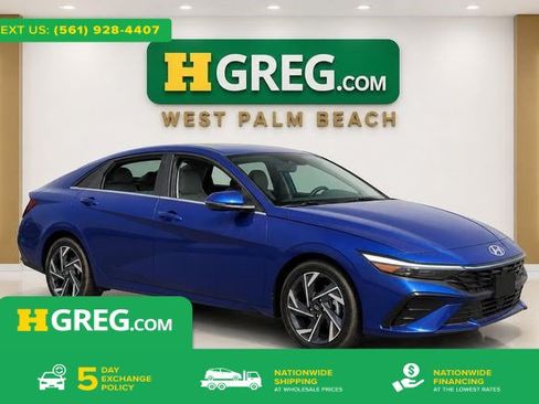 Used 2025 Hyundai Elantra Limited FWD image 1