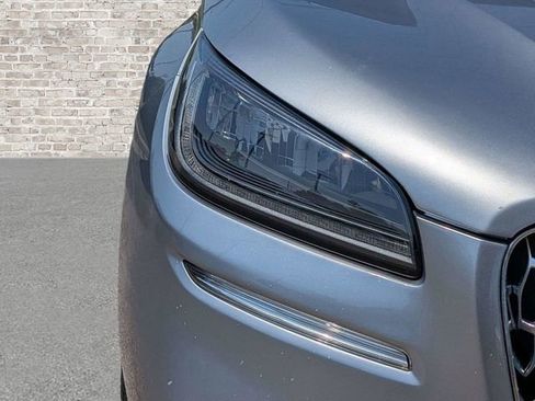 Used 2021 Lincoln Corsair AWD image 10
