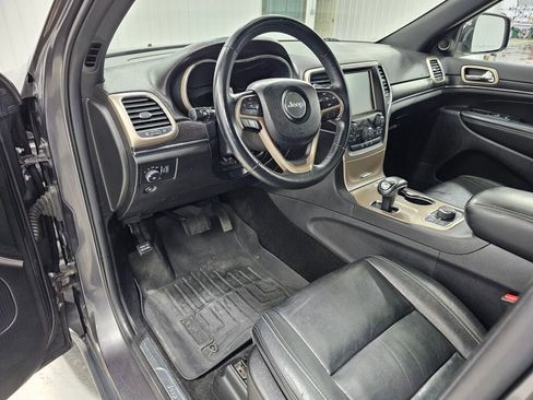 Used 2015 Jeep Grand Cherokee Limited AWD/4WD image 28