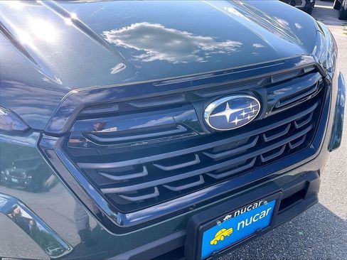 Used 2023 Subaru Forester Premium AWD/4WD image 29