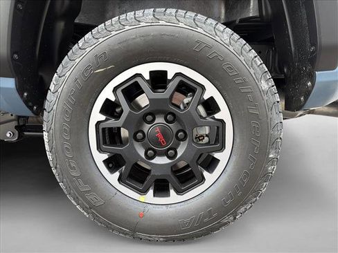 New 2026 Toyota Tacoma TRD Off-Road image 9