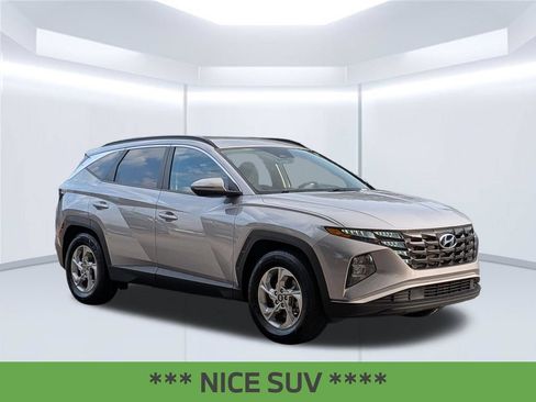 Used 2023 Hyundai Tucson SEL FWD image 9