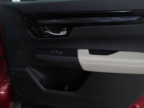 Used 2023 Honda CR-V EX-L image 9