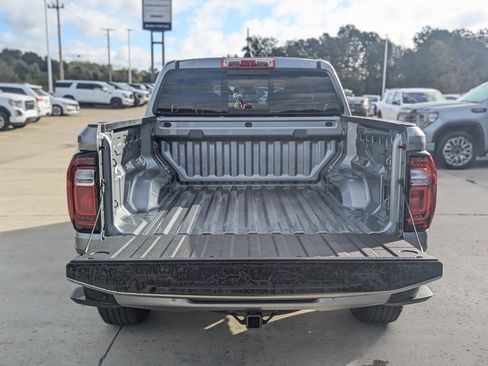 New 2026 GMC Canyon Elevation image 11