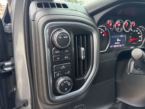 Used 2022 Chevrolet Silverado 1500 LT w/ Bed Protection Package image 13