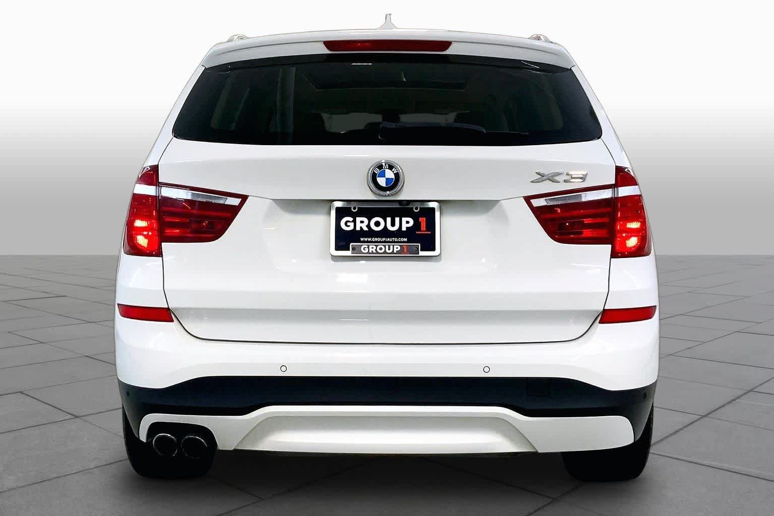 Used 2017 BMW X3 xDrive28i AWD/4WD image 4