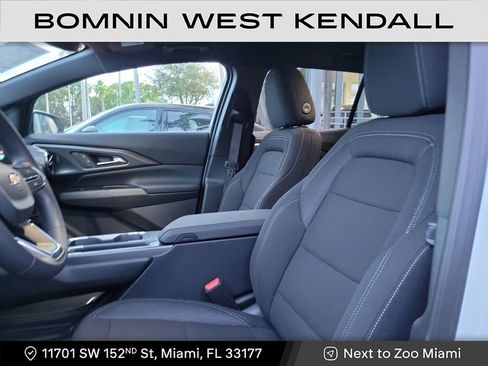 Used 2026 Chevrolet Equinox EV LT image 10