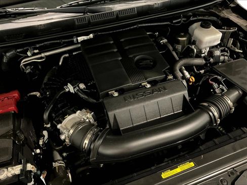Used 2024 Nissan Frontier SV RWD image 31