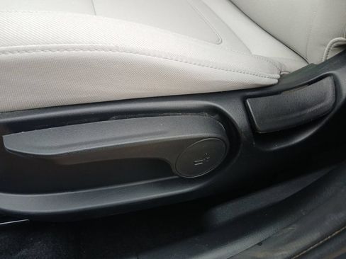 Used 2025 Hyundai Tucson SE FWD image 31