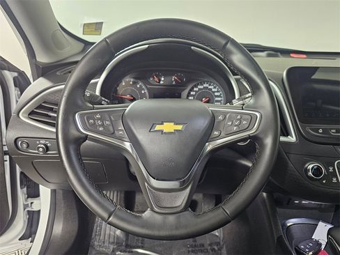 Used 2023 Chevrolet Malibu LT image 27