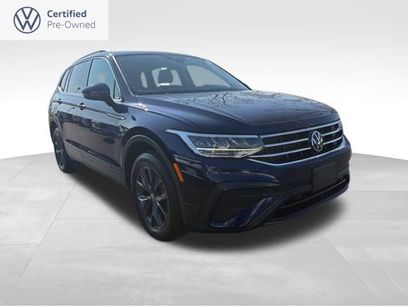 Certified 2023 Volkswagen Tiguan SE w/ Panoramic Sunroof Package