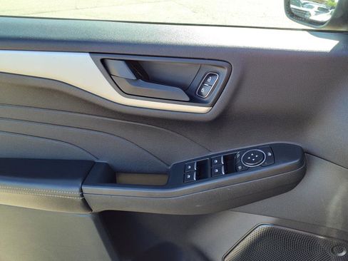 Certified 2022 Ford Escape SE image 16