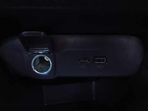 Used 2025 Chevrolet Trax RS w/ Driver Confidence Package image 6