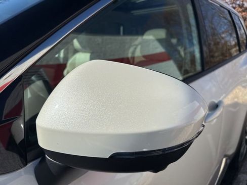 Used 2023 Nissan Rogue SL w/ SL Premium Package image 10