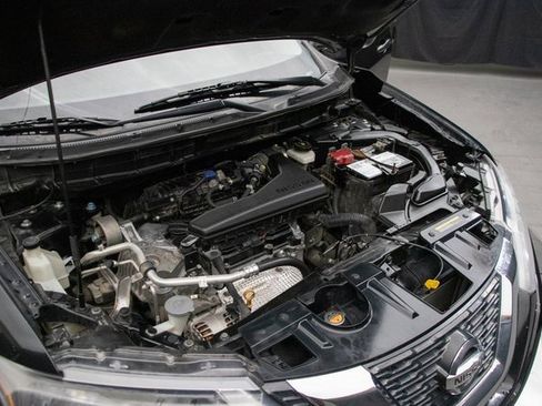 Used 2017 Nissan Rogue S image 15
