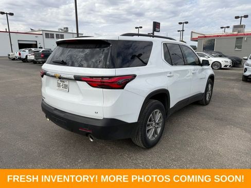 Used 2023 Chevrolet Traverse LT image 7