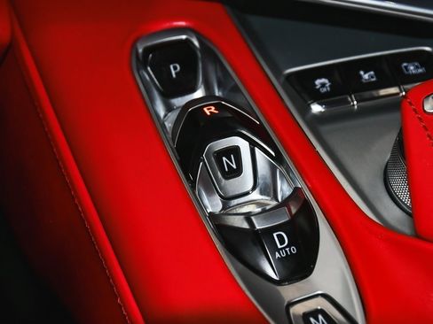 Used 2024 Chevrolet Corvette Stingray w/ Z51 Performance Package image 30