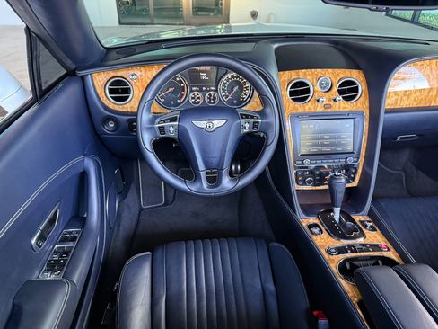 Used 2017 Bentley Continental GT image 37
