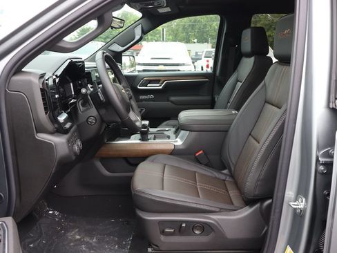 New 2026 Chevrolet Silverado 1500 High Country AWD/4WD image 4