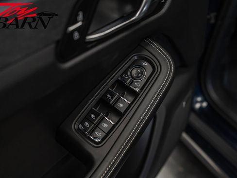 Used 2023 Porsche Macan GTS image 18