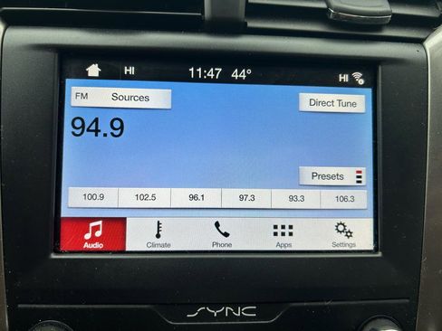 Used 2019 Ford Fusion SEL image 22